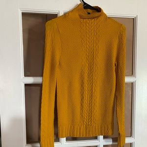 Soft turtle neck long sleeve shirt